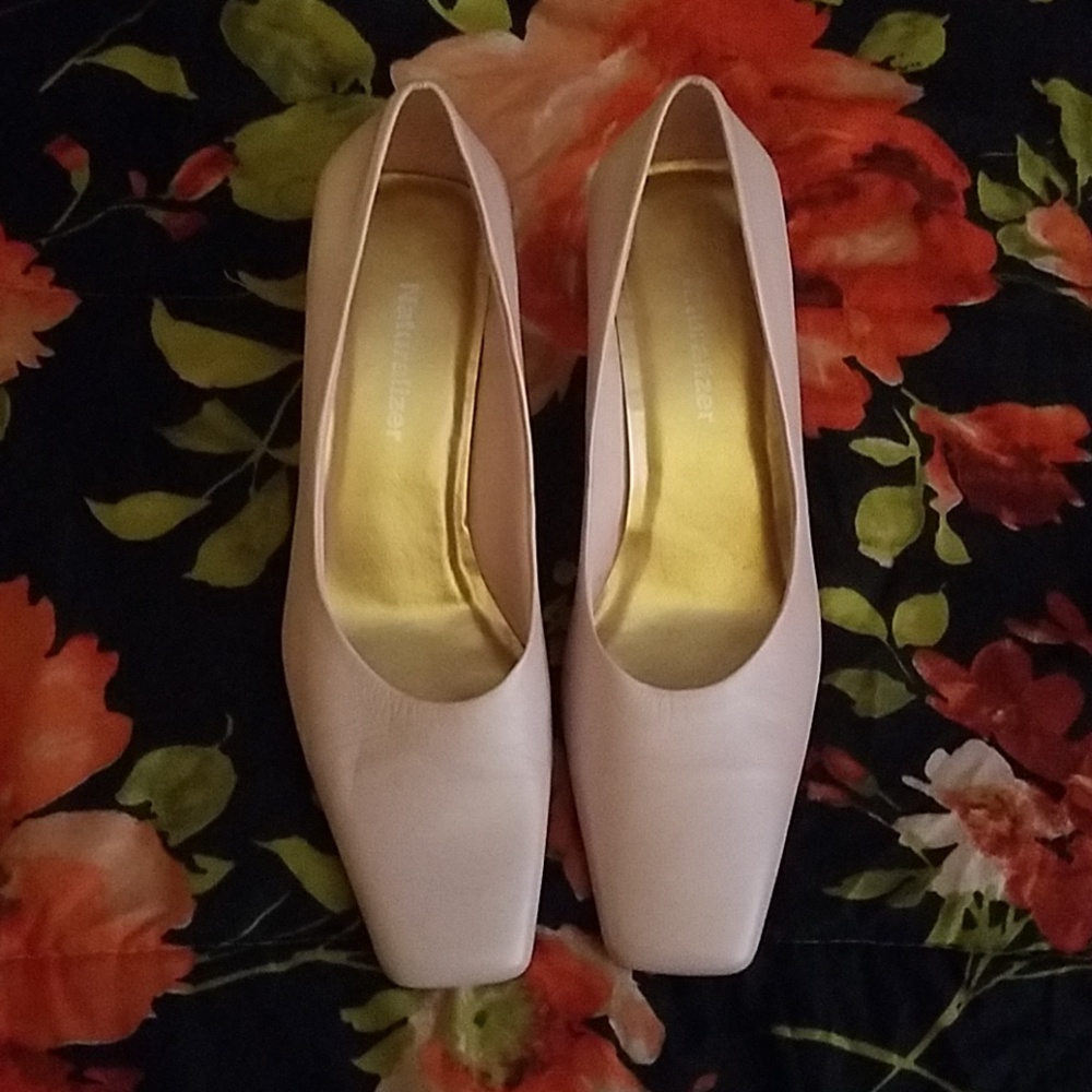 Naturalizer Heels